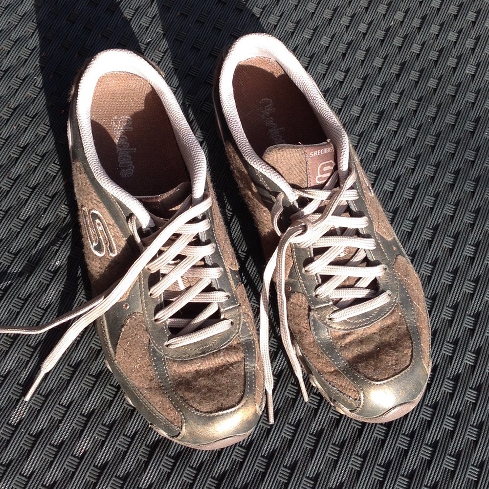 Skechers Shoes